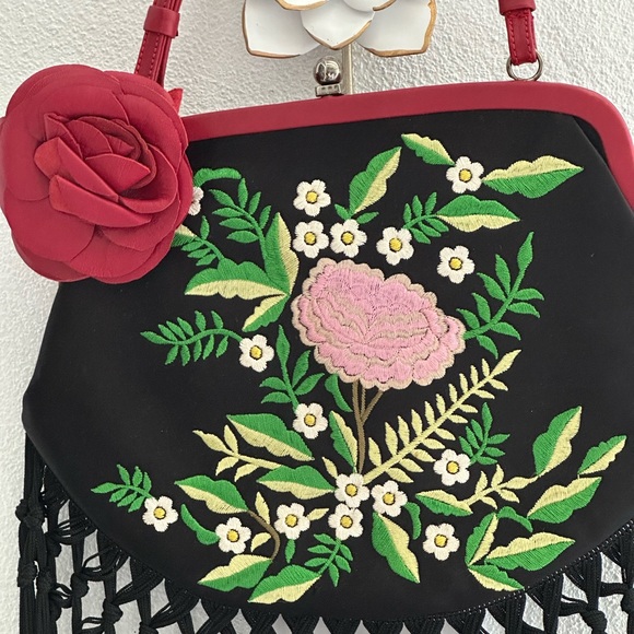 Moschino vintage fringes bag excellent condition embroidery & leather to die4🔝 - Picture 3 of 10